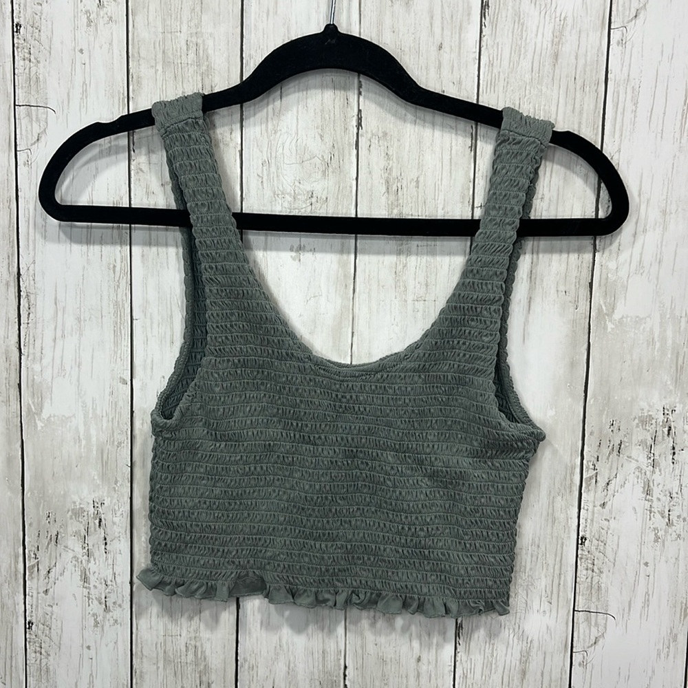 Love Tree Crop Tank Top Smocked Size Medium Olive Green
